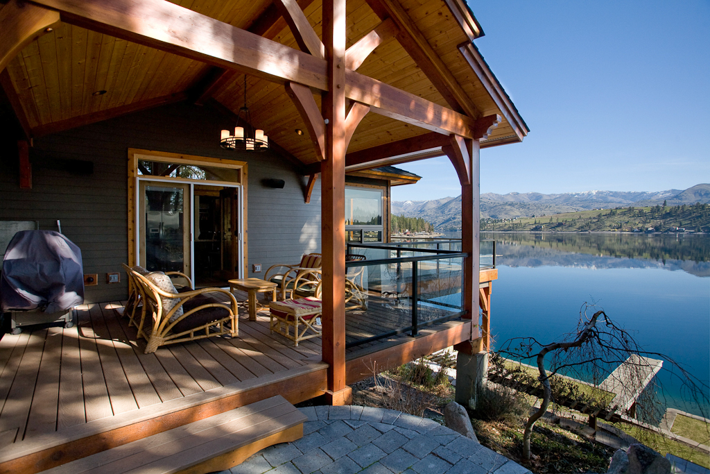 Cabin exterior with porch and siding
